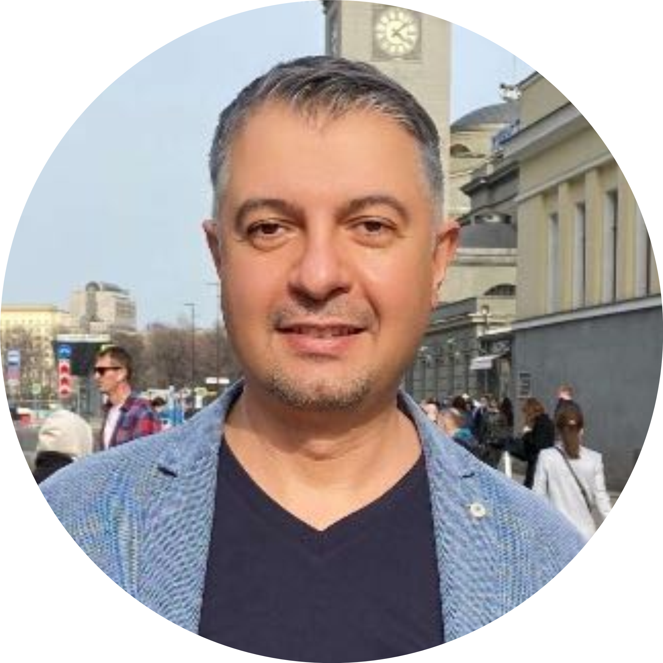 Mesut ÖZDEMİR